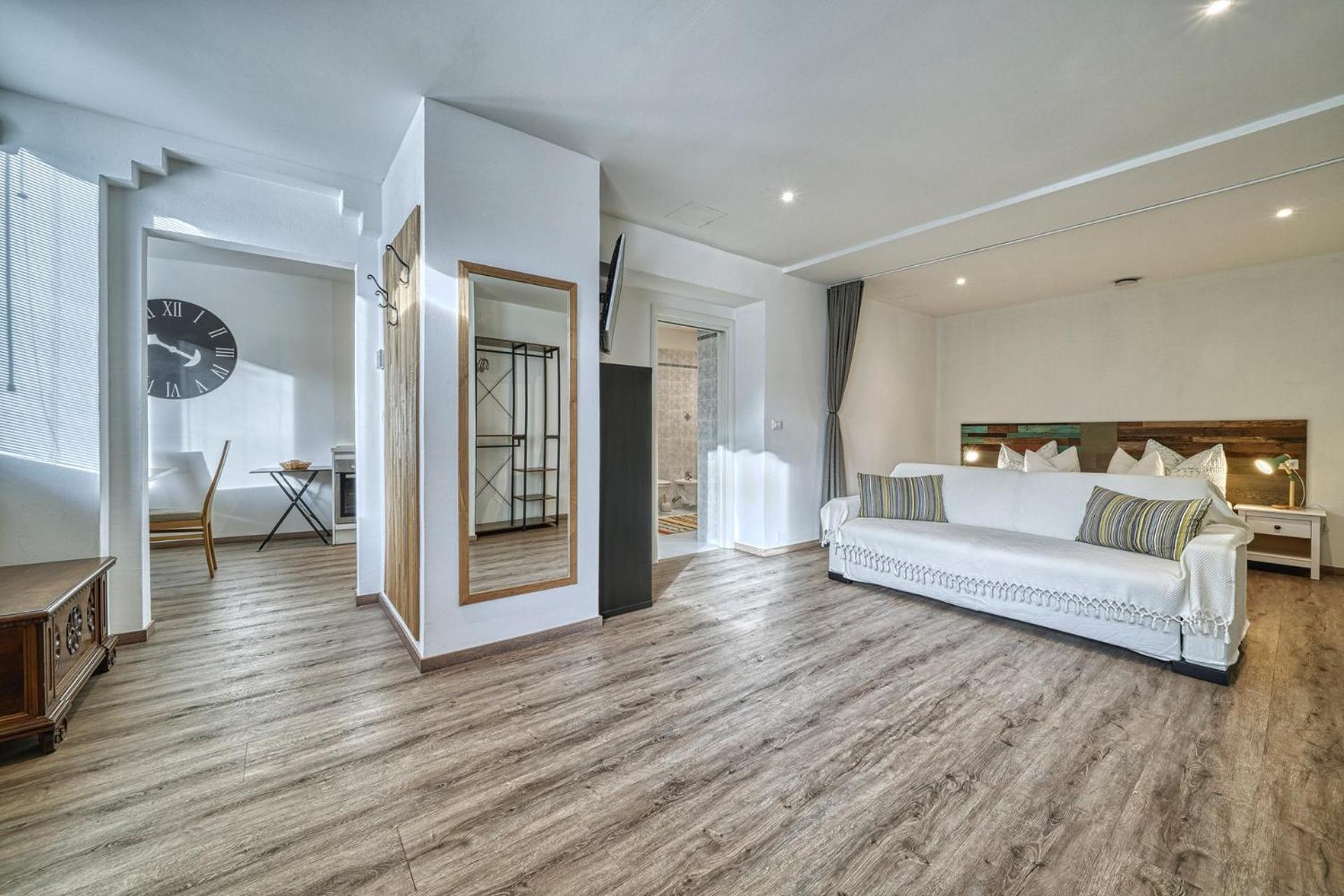 Apartment Roemerbruecke - Ponte Romano Merano Dış mekan fotoğraf
